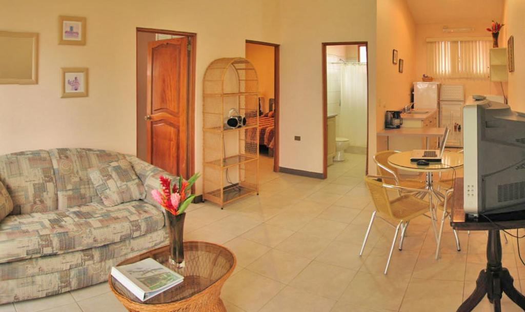 La Catalina Hotel & Suites Santa Barbara de Heredia ห้อง รูปภาพ
